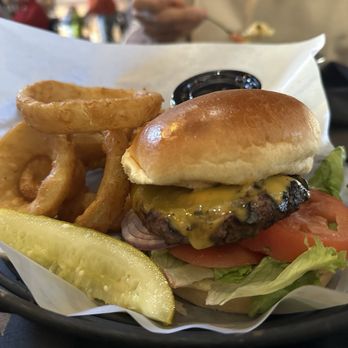 Anvil Pub & Grille signature dishes Chicken Club
Buttered Noodles
Wrought Iron Burger